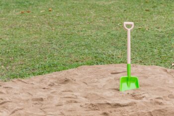 sand-for-leveling-lawn-350x233